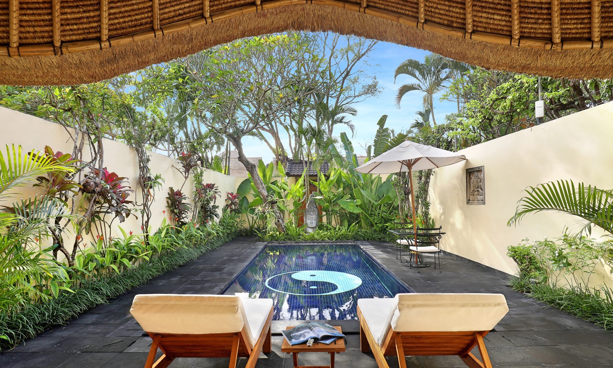 Impiana Private Villas Seminyak slide_0