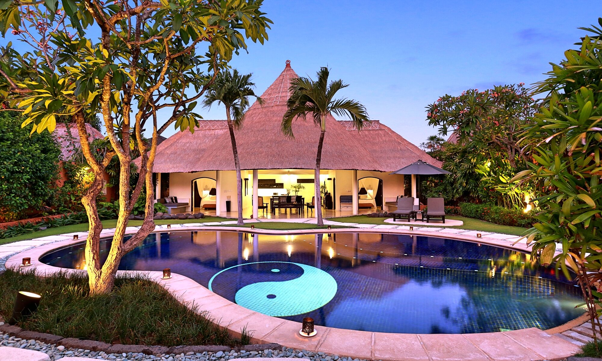 Impiana Private Villas Seminyak slide_0